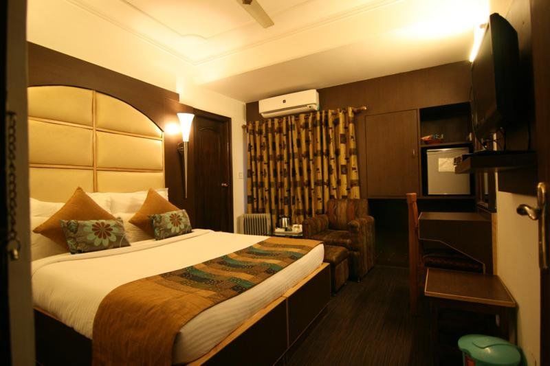 Hotel Sri Nanak Continental Delhi  Habitación foto