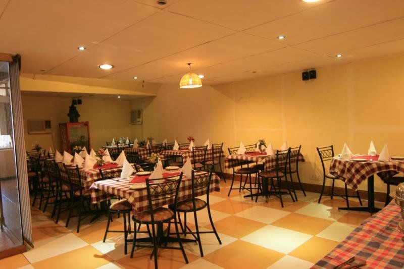 Hotel Sri Nanak Continental Delhi  Restaurante foto